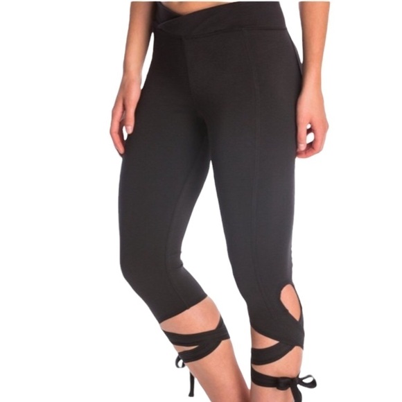 Pants - Free people turnout Capri lace up Legging women’s